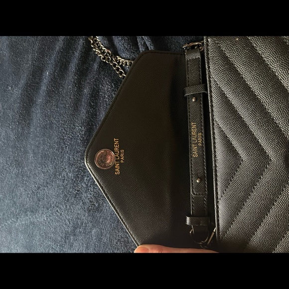 Purse - Picture 3 of 3